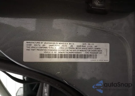 2011 Volkswagen Jetta 2.0L Base/2.0L S z USA, uszkodzony, nr VIN 3VW2K7AJ4BM390844